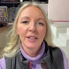 It's Show & Tell Sunday! Share a photo of your the quilt you are working