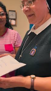 EDIÇÃO 25 ANOS DE NATIVIDADE 🤍, Relíquias dos Santos diretamente da  Argentina! Que alegria e que emoção para nossa Paróquia❣️,  #dedicacaodoaltar #igrejacatolica #catolicismo #catolicos #paroquia ...