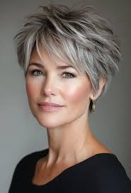 31 Fabulous Short Haircuts for Women with Thick Hair Over 50
