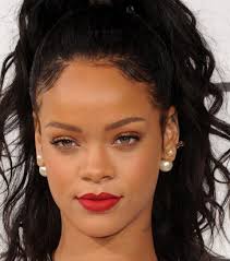 Born in grand prairie, texas, she appeared in barney & friends as a child. Stars Ungeschminkt Promis Ohne Make Up