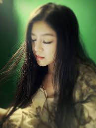 Diễn viên Hồng Trang: 'Mỗi tháng tôi gửi mẹ được một triệu đồng'