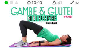 Il circuito prevede l'esecuzione degli esercizi per un minuto senza pausa. Esercizi Per Tonificare Gambe E Glutei A Casa Esercizi Mirati Per Principianti Youtube