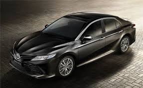 Ви можете купити нове авто тойота camry 2020 року підходящої комплектації, зрівняти ціни і технічні характеристики. 2019 Toyota Camry Hybrid Review Specs And Price In Uae Autodrift Ae