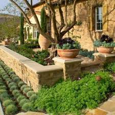 Easy Southwestern Garden Ideas You Can Create Yourself To Complete Your Home Southwest Ga Cottage Garden Design Tuscan Landscaping Mediterranean Landscaping