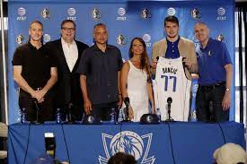 Luka doncic's mom, mirjam poterbin: Luka Doncic Agrees To Rookie Contract With Mavericks Bleacher Report Latest News Videos And Highlights