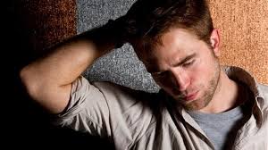 Pattinson leaves vampires behind in 'Cosmopolis'