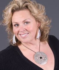 Tammy Fletcher's Instagram, Twitter & Facebook