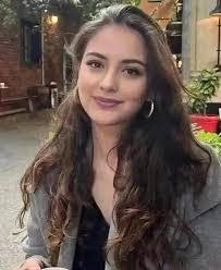 Jacquelyn Hahn's Instagram, Twitter & Facebook