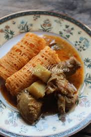 Roti jala lembut dan kari ayam berkerisik yang semerbak harum. Roti Jala Dan Kari Ayam Nana Ain Azie Kitchen