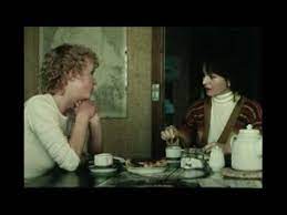 Her parents have are divorced, and the father has a new wife. Sadan Er Jeg Osse 1980 Hvad Vil Du Lave Youtube