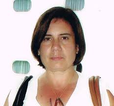 Durante el desfile de Messika en la Semana de la Moda en París, Georgina  Rodríguez no dejaba de mostrarse incómoda con su elegante vestido.