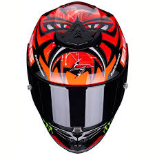 Fabio quartararo resmi memperkenalkan merek helm barunya itu. Helmet Scorpion Exo R1 Air Fabio Monster 10