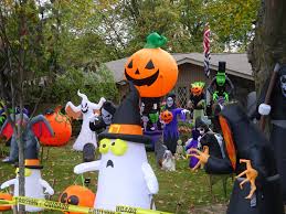 When organised by adults the event results in sweet, fancy dressed children being given confectionery by random. Akron To Hold Trick Or Treat On Oct 31 Encourages Safety Guidelines Due To Coronavirus Pandemic Cleveland Com