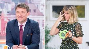 Garraway says draper's gradual recovery, which has seen him regain the ability to talk, feels like a positive. Kate Garraway S Husband Derek Fighting Hard In Coronavirus Battle Metro News