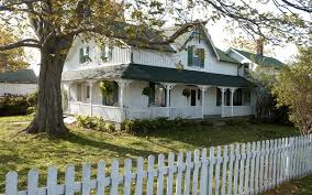 Green Gables House Of Prince Edward Island Green Gables Anne Of Green Gables Wiki Gable House Green Gables Anne Of Green Gables