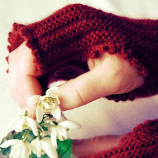 12 scarf knitting patterns fit for a queen. Runrig Muffatees Pattern By Annie Cholewa Ravelry