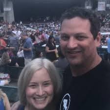 chad lemons (@lemons_chad)