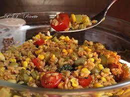 Legumotti All Insalata Con Pomodorini Mais Olive Cetrioli E Zucchine Legumotti Insalata Pomodorini Mais Zucchine Ce Ricette Insalate Idee Alimentari