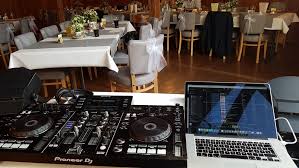Dies ist unsere braut und bräutigam hochzeit fragebogen, den wir an alle unsere paare 6 wochen vor ihrem hochzeitstag senden! Dj Luudee Der Hochzeits Dj Aus Dem Fichtelgebirge Dj Luudee