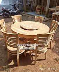 50 model meja makan jati jepara modern, meja makan jati jepara, meja makan ukir jati jepara, meja makan mebel jati jepara meja makan putar wibawa jepara furniture. Meja Makan Bundar Putar Minimalis 6 Kursi Kayu Jati Jepara