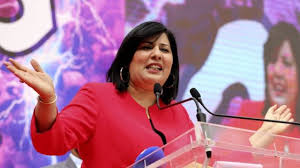 La tunisienne est belle, féminine, intelligente, et moderne. Abir Moussi La Deputee Tunisienne Giflee Mais Pas Vaincue Bbc News Afrique