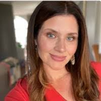 Nancy Hunley's Instagram, Twitter & Facebook