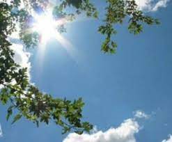 Februarie, martie, aprilie specialiștii meteorologi estimează, pentru următoarele trei luni, un regim termic în încălzire, cu valori medii ce vor ajunge și la 12 grade celsius, la nivelul lunii martie, în timp ce precipitațiile se anunță a fi excedentare pe durata. Estimare Meteo Vremea In Martie Aprilie Mai 2017 Dcnews