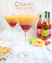 Faire un rainbow cocktail sans alcool est tout à fait possible et à la portée de. Cocktail Sans Alcool A Etages Facile Et Rapide Cocktail Sans Alcool Facile Coktail Sans Alcool Facile Cocktail Sans Alcool
