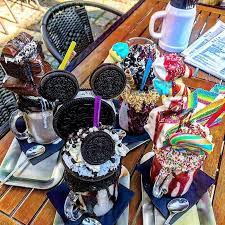 makamaka restaurant dresden burger bowls more lecker burger dresden restaurant lecker