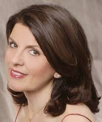 Bianca Marx (@ArtemisAncestor)