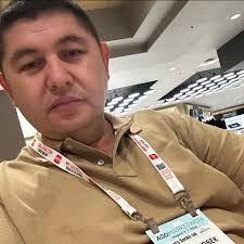 Which is better to buy, a 2021 Toyota Venza with 10k miles or a 2023 Toyota  Venza with 37k miles, considering the 2021 is $1000 more expensive?