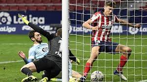 حقق فريق أتلتيكو مدريد فوزا ثمينا على سيلتا فيغو، في عقر داره، بهدف وحيد، في المباراة التي جرت بينهما، اليوم الأحد، في الجولة التاسعة، من الدوري الإسباني لكرة القدم. Ø³ÙŠÙ„ØªØ§ ÙÙŠØºÙˆ ÙŠÙØ±Ø¶ Ø§Ù„ØªØ¹Ø§Ø¯Ù„ Ø¹Ù„Ù‰ Ø£ØªÙ„ØªÙŠÙƒÙˆ Ù…Ø¯Ø±ÙŠØ¯ ÙÙŠ Ø§Ù„ÙˆÙ‚Øª Ø§Ù„Ù‚Ø§ØªÙ„ ÙÙŠØ¯ÙŠÙˆ Rt Arabic