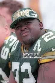 Earl Dotson's Instagram, Twitter & Facebook