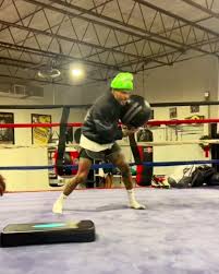 Gervonta Davis Medicine Ball Conditioning: Full Body Speed Endurance