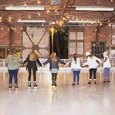 Ice rink the loading dock these pictures of this page are about:loading dock grafton il. Ice Skating At The Loading Dock The Loading Dock Grafton Il Sunday February 26 2017 Riverbender Com