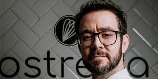 Jesús Escalera: 'I want to offer technical pastry, but without being  pedantic' -