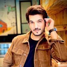 أرجون بيجلاني نجم مسلسل حب خادع الشهير الذي عرض في عام 2017؛ قد كتب بالأمس على تويتر: Arjun Bijlani Thearjunbijlani Twitter