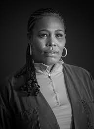 Experienced portrait photographer — Alyssa Schukar