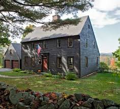 Life In A Reproduction Saltbox Colonial House Saltbox Houses New England Homes