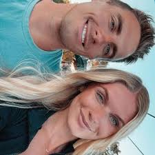 Derick Johnson and Melissa Hacker's Wedding Website