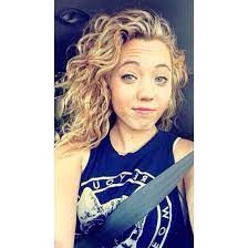 White Girl Naturally Curly Hair Blonde Curly Natural Curly Hair Styles Curly Hair Styles Naturally Permed Hairstyles