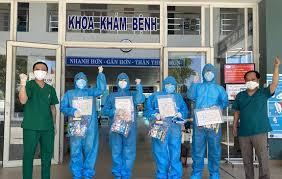 Hà nội hiện có 14 học sinh lớp 9 là f1 23 phút trước. Ä'a Náºµng 8 Bá»‡nh Nhan Máº¯c Covid 19 Ä'Æ°á»£c Cong Bá»' Khá»i Bá»‡nh