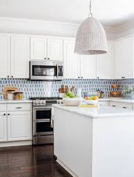 15 wallpaper backsplashes that'll