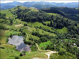 In rosia montana veti putea vizita mai multe obiective turistice intre care se remarca muzeul mineritului, aflat in apropierea fostei exploatari miniere. Rosia Montana Istorie Si Obiective Turistice Romania Mama Stiri Administratie Publica Anunturi Joburi Turism Sport Lifestyle Divertisment