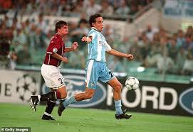 The website contains a statistic about the performance data of the player. Der Inzaghi Bruder Look Zu Ziehen Aus Der Serie A Und B Titel Gewinnt Mit Lazio Und Benevento Aktuelle Boulevard Nachrichten Und Fotogalerien Zu Stars Sternchen