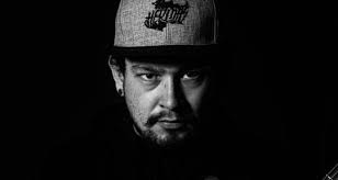 Mixing & Mastering Engineers, Producers & Songwriters who worked with  Tharindu