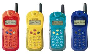 Juegos celular » formato » nokia los mejores juegos para nokia. Yo Tenia El Amarillo Si Durante Esta Epoca Fuiste Adolescente Probablemente Tuviste Este Moviles Antiguos Imagenes De Telefonos Antiguos Barbie De Los 90