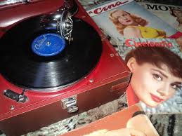 My HMV 102 Red Case (1948)! Pics