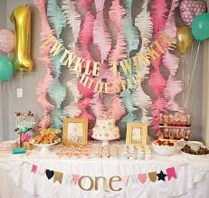 Deko Zum Kindergeburtstag Selber Machen 80 Bastelideen Fur Kinderparty Kindergeburtstag Deko Kindergeburtstag Erster Geburtstag Madchen