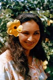 Who Are the Pitcairners?